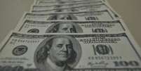 Dólar fechou esta segunda-feira vendido a R$ 3,346, com  queda  de  0,81%           Foto: Agência Brasil