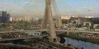 Imagem da Ponte Estaiada da Marginal Pinheiros, em São Paulo  Foto: Istoé