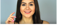 Youtubers ensinam os seus seguidores a se virarem em pequenas situações do dia a dia com truques de beleza  Foto: Reprodução, Youtube / PureBreak