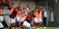 Colombiano estreia com camisa do Flamengo com vitória e gol  Foto: Francisco Stuckert/Raw Image / Gazeta Press