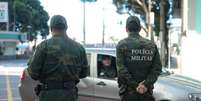 Na capital capixaba, grupos de policiais militares se apresentaram para trabalhar na Praça Oito,  na Rodoviária de Vitória, e fazer o patrulhamento dos municípios da região metropolitana  Foto: Tânia Rêgo/Agência Brasil