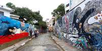 Vista do Beco do Batman, travessa localizada na Vila Madalena, zona oeste de São Paulo  Foto: Marcos Bezerra / Futura Press