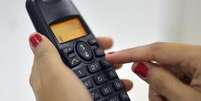 Ligação de telefone fixo para celular ficará mais barata   Foto: Agência Brasil