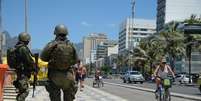 Forças Armadas atuam no patrulhamento da cidade, em praias da zona sul da capital fluminense.  Foto: Tomaz Silva/Agência Brasil