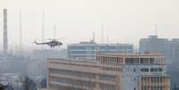 Terroristas se vestiram de m&eacute;dicos e cometeram ataque a hospital militar em Cabul, no Afeganist&atilde;o  Foto: Reuters
