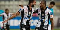 Sporting Cristal x Santos  Foto: Ernesto BENAVIDES / AFP / LANCE!