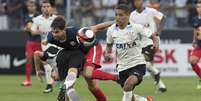 Pedrinho em lance de ataque do Corinthians na partida contra o Red Bull, pelo Campeonato Paulista  Foto: Daniel Augusto Jr./Agência Corinthians