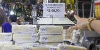 Venda de Bacalhau no Mercado Municipal de São Paulo (SP). Comerciantes tentam não aumentar o valor do produto até a Páscoa.  Foto: Uriel Punk/Futura Press