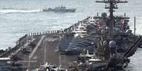 Porta-aviões USS Carl Vinson, enviado pelos Estados Unidos para a península coreana.  Foto: Reuters