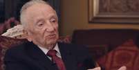 Ben Ferencz, de 97 anos, diz que 'ainda não aprendemos que não podemos matar uma ideologia com uma arma'.  Foto: BBC