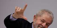 Ex-presidente Lula é réu em cinco processos com acusações de corrupção, lavagem de dinheiro e tráfico de influência  Foto: Reuters