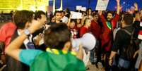 Manifestantes de diferentes espectros ideológicos se uniram para pedir a saída do presidente Michel Temer e a realização de eleições diretas  Foto: Getty Images / BBC News Brasil