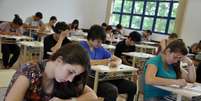 Para se inscrever no Sisu, &eacute; obrigat&oacute;rio ter feito o Exame Nacional do Ensino M&eacute;dio (Enem) do ano imediatamente anterior e n&atilde;o ter zerado na reda&ccedil;&atilde;o.  Foto: Mundo vestibular