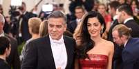 George Clooney e a mulher, Amal, reservaram um andar do hospital para ter privacidade  Foto: Getty Images / PurePeople