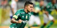 Dudu, jogador do Palmeiras, comemora seu gol   Foto: Gazeta Press