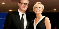 Apresentadores da MSNBC Joe Scarborough e Mika Brzezinski, em Washington. 25/04/2015 REUTERS/Jonathan Ernst  Foto: Reuters