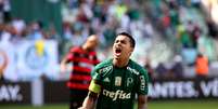 Dudu brilhou e marcou dois gols na vitória do Palmeiras sobre o Vitória  Foto: Luis Moura/Wpp/Gazeta Press 