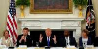 Trump em reunião com senadores republicanos na Casa Branca
  19/7/2017     REUTERS/Kevin Lamarque  Foto: Reuters