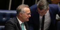 Senadores Renan Calheiros e Romero Jucá, do PMDB  Foto: Reuters