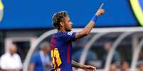 Hora do adeus? Neymar pode ser anunciado nesta terça-feira pelo PSG  Foto: Reuters