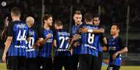 Jogadores comemoram um dos gols da vitória da Inter (Foto: Reprodução / Twitter)  Foto: Lance!
