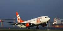 Avião da companhia aérea Gol, durante decolagem do aeroporto Santos Dumont, no Rio de Janeiro 15/12/2014 REUTERS/Pilar Olivares   Foto: Reuters