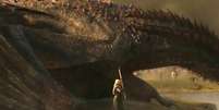 Ap&oacute;s o epis&oacute;dio 7.04, em que o filho mais querido de Daenerys foi atingido pelo Escorpi&atilde;o de Qyburn, a preocupa&ccedil;&atilde;o com a sa&uacute;de de Drogon foi geral. Ser&aacute; que a sua vida est&aacute; realmente comprometida?  Foto: AdoroCinema / AdoroCinema