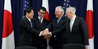 Ministros do Japão e dos EUA se reúnem em Washington
 17/8/2017    REUTERS/Jonathan Ernst  Foto: Reuters