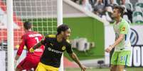 Aubameyuang fechou o placar a favor do Borussia Dortmund (Foto: Odd Andersen / AFP)  Foto: Lance!