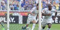 Sass&aacute;, do Cruzeiro, comemora o primeiro gol da partida contra o Sport no est&aacute;dio do Mineir&atilde;o  Foto: Andre Yanckous/ Agif/Gazeta Press
