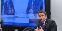 O líder do DEM, Efraim Filho, disse que  os fatos revelados por Rodrigo Janot não inviabilizam as investigações da Operação Lava-Jato  Foto: Agência Brasil
