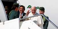Papa Francisco embarca em avião a caminho da Colômbia, em Roma 06/09/2017 REUTERS/Tony Gentile  Foto: Reuters