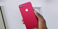 iPhone 7 vermelho  Foto: Canaltech