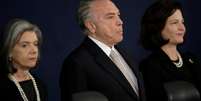 Presidente do STF, Cármen Lúcia (à esquerda), presidente Michel Temer, e Raquel Dodge, nova procuradora-geral de República, durante cerimônia de posse nesta segunda-feira
18/09/2017
REUTERS/Ueslei Marcelino  Foto: Reuters