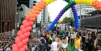 A Parada Gay de 2017 em São Paulo teve como tema "estado laico" Foto: Agência Brasil   Foto: BBC News Brasil