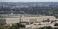 Pent&aacute;gono &eacute; visto durante evento memorial dos atentados de 11 de setembro em Arlington, EUA
11/9/2017 REUTERS/Joshua Roberts
  Foto: Reuters