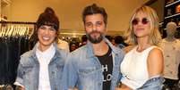 Fernanda Paes Leme, Bruno Gagliasso e Giovanna Ewbank em evento da Colcci (Foto: Deividi Correa/AgNews)  Foto: Elas no Tapete Vermelho