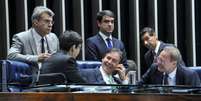 A mesa do Senado na sessão que adiou a votação sobre Aécio Neves (PSDB-MG) | Foto: Geraldo Magela/Ag. Senado   Foto: BBC News Brasil