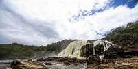 Cachoeira  no Parque Nacional da Chapada dos Veadeiros, em Goiás   Foto: Agência Brasil