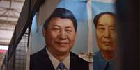 Pôster compara Xi Jinping a Mao Tsé-Tung  Foto: BBC News Brasil