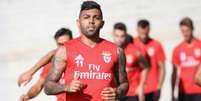 Imagens de Gabigol no Benfica  Foto: Divulga&ccedil;&atilde;o / LANCE!