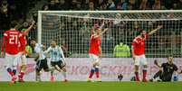 Aguero celebra seu gol contra a Rússia em Amistoso  Foto: Reuters