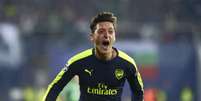 Imagens de Özil no Arsenal  Foto: Nikolay Doychinov / AFP / LANCE!