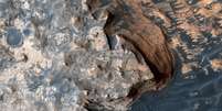 Imagem obtida pela c&acirc;mera High Resolution Imaging Science Experiment (HiRISE) mostra superf&iacute;cie de Marte
18/4/2017 NASA/JPL/University of Arizona/Handout via REUTERS     Foto: Reuters
