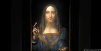 A pintura "Salvator Mundi", datada de cerca de 1500, retrata Jesus Cristo em trajes renascentistas  Foto: DW / Deutsche Welle