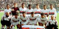 São Paulo campeão do mundo em 1992: em pé (da esq. para a dir.) - Adílson, Zetti, Ronaldão, Vitor, Pintado, Ronaldo Luís e Toninho Cerezo; agachados - Müller, Palhinha, Cafu e Rai  Foto: São Paulo / LANCE!