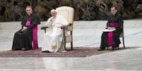 Circo de Cuba faz show a papa Francisco no Vaticano  Foto: Ansa / Ansa - Brasil