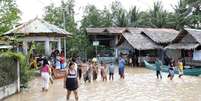 Tempestade tropical mata 100 pessoas nas Filipinas  Foto: EPA / Ansa
