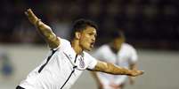 William, jogador do Corinthians, comemora seu gol durante partida contra o Corumbaense, válida pela primeira rodada do Grupo 17 da Copa São Paulo de Juniores 2018.  Foto: THIAGO CALIL/ Agif/Gazeta Press