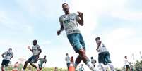 Antônio Carlos durante treino do Palmeiras na Academia de Futebol (Foto: Cesar Greco)  Foto: Lance!